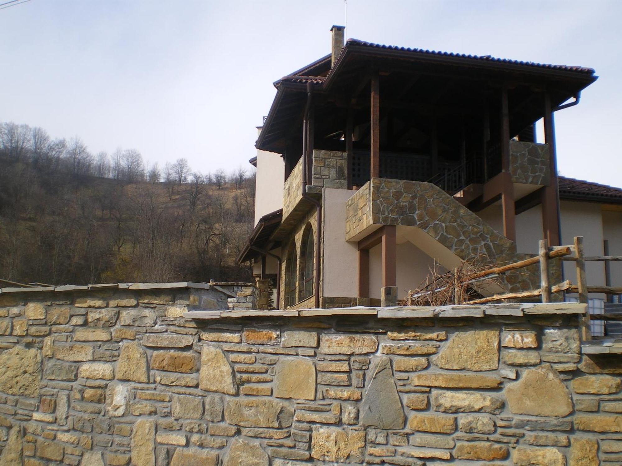 Family Hotel Balkana Apriltsi (Lovech) Exterior foto