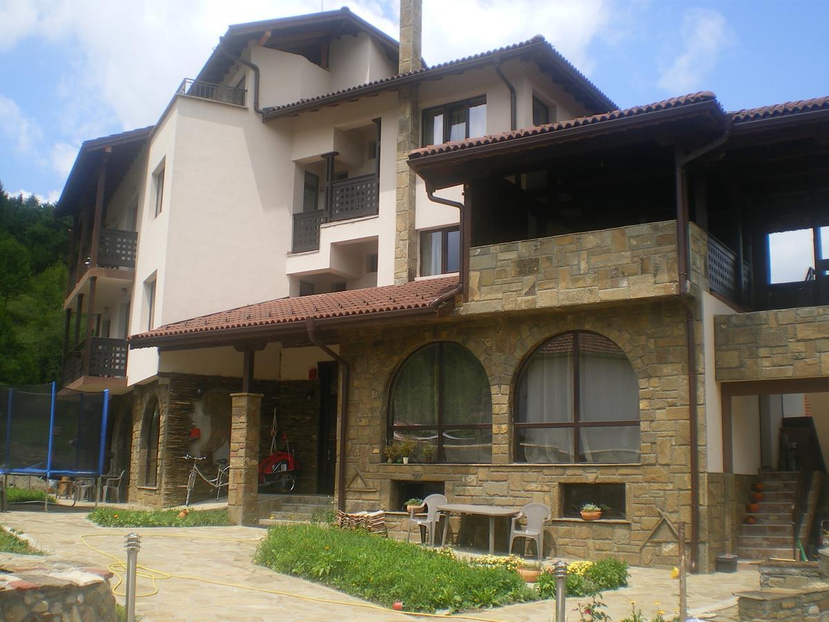 Family Hotel Balkana Apriltsi (Lovech) Exterior foto
